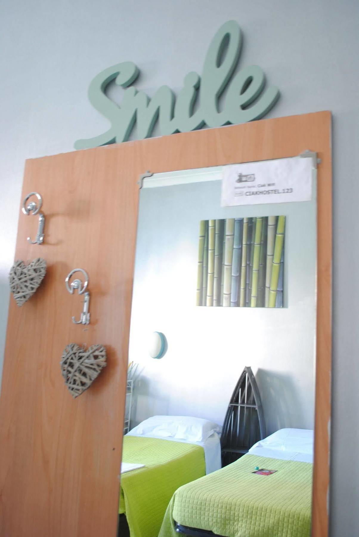 Ciak Hostel โรม ภายนอก รูปภาพ